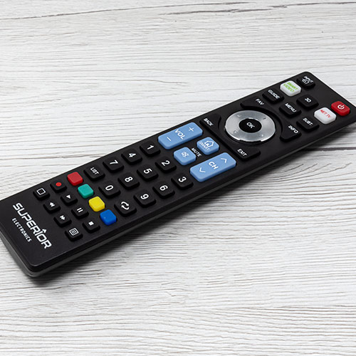 2:1 TELECOMMANDE UNIVERSELLE TV GROSSES TOUCHES SIMPLY DIGITAL TV -  Achat/Vente OEM F75779